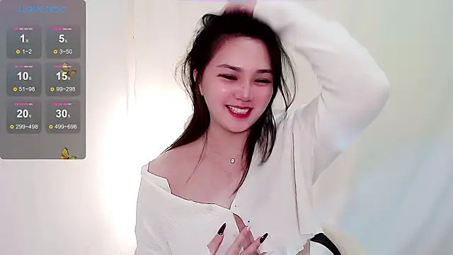 Snapshot of small_Eva chatting on December 1, 2024, 7:41 pm small Eva online show from December 1, 2024, 7:41 pm