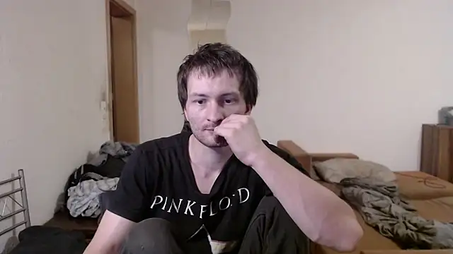 Snapshot of sexymann92 chatting on October 26, 2025, 8:42 pm sexymann92 online show from October 26, 2025, 8:42 pm