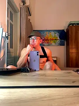 hornynerd1234 online show from December 4, 2025, 6:18 pm