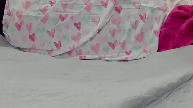 Snapshot of KurvyKandie chatting on September 27, 2025, 9:48 am KurvyKandie online show from September 27, 2025, 9:48 am