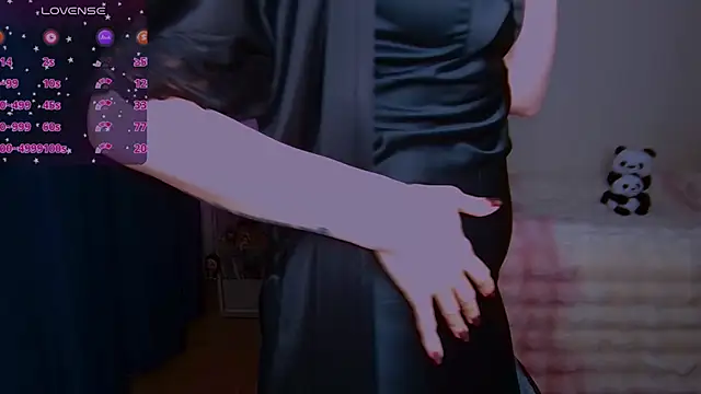 Snapshot of Bonnie_B__ chatting on November 8, 2025, 8:29 am Bonnie B online show from November 8, 2025, 8:29 am