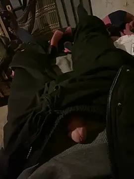 Snapshot of stevesaa chatting on November 30, 2025, 5:03 pm stevesaa online show from November 30, 2025, 5:03 pm