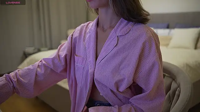 Snapshot of Danielle_Thomas chatting on September 20, 2025, 7:30 pm Danielle Thomas online show from September 20, 2025, 7:30 pm