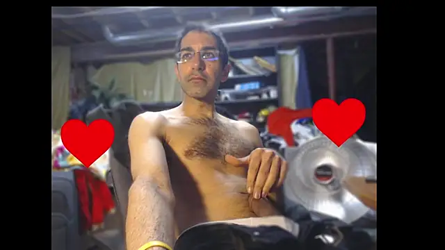 Gsmile1 online show from March 1, 2025, 5:16 pm