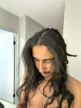 Snapshot of jrrichforever chatting on November 5, 2025, 4:37 am jrrichforever online show from November 5, 2025, 4:37 am