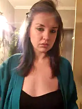 Snapshot of LazyTanukii chatting on November 10, 2025, 6:18 am LazyTanukii online show from November 10, 2025, 6:18 am