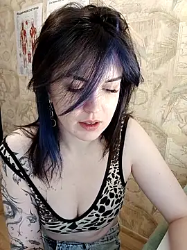 Snapshot of LazyTanukii chatting on November 7, 2025, 6:51 am LazyTanukii online show from November 7, 2025, 6:51 am