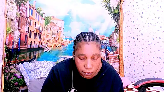 mysticeboney online show from June 25, 2026, 5:29 pm