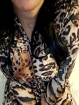 Snapshot of Queen_sousou chatting on February 13, 2026, 3:56 pm Queen sousou online show from February 13, 2026, 3:56 pm