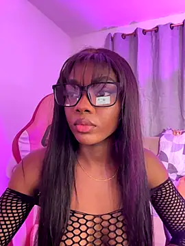 Snapshot of Vane_Rossee chatting on December 2, 2024, 11:35 pm Vane Rossee online show from December 2, 2024, 11:35 pm