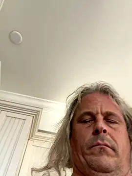 zeus337 online show from November 9, 2025, 4:11 pm