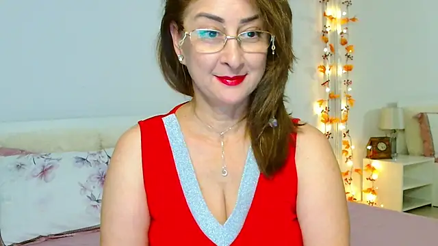 Tyana40 online show from November 11, 2025, 2:17 am