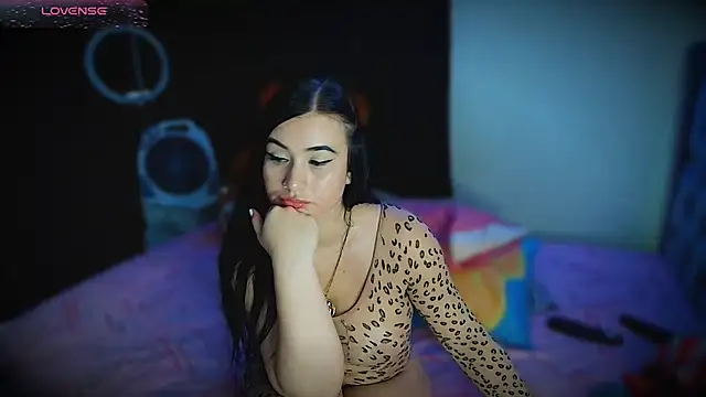 Mishukitty online show from March 21, 2025, 3:13 pm