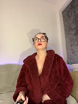 FemDom RubyKnightXXO online show from October 15, 2025, 7:44 pm
