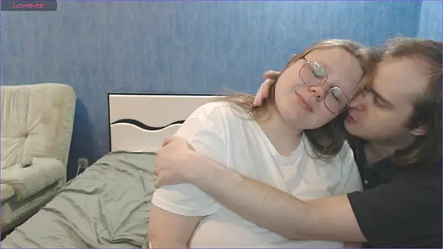 Snapshot of Touch_me_more_please chatting on March 10, 2025, 4:57 pm Touch me more please online show from March 10, 2025, 4:57 pm