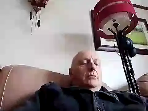 Snapshot of keeenn11 chatting on February 11, 2025, 10:47 am keeenn11 online show from February 11, 2025, 10:47 am