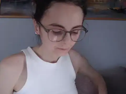 Snapshot of cleophee chatting on March 20, 2025, 12:54 pm cleophee online show from March 20, 2025, 12:54 pm