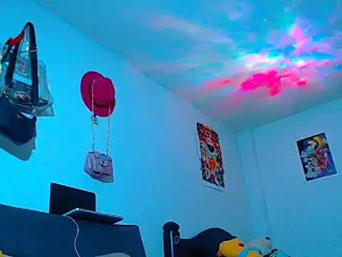 MARIANAWEED online show from December 13, 2025, 8:04 pm