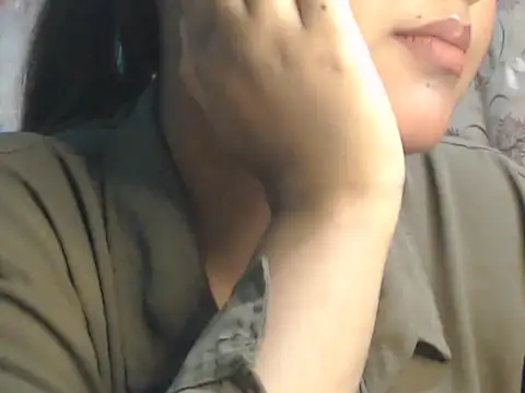 Snapshot of NancyRuvi chatting on November 22, 2025, 5:01 pm NancyRuvi online show from November 22, 2025, 5:01 pm