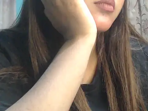 Snapshot of NancyRuvi chatting on December 2, 2025, 3:36 pm NancyRuvi online show from December 2, 2025, 3:36 pm