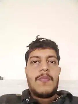 dzboy1994 online show from October 13, 2025, 4:58 am