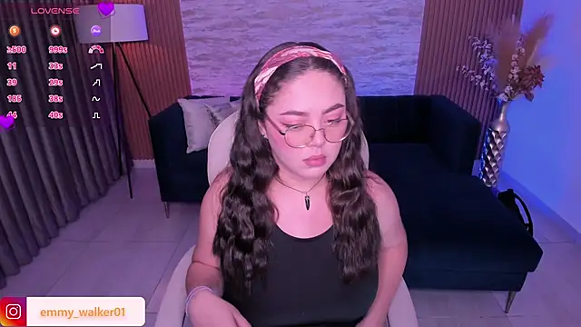 emmy walker online show from December 5, 2025, 11:09 am