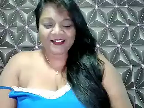 Snapshot of IndianDelia chatting on October 29, 2025, 7:13 pm IndianDelia online show from October 29, 2025, 7:13 pm