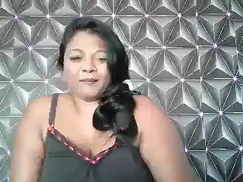 Snapshot of IndianDelia chatting on March 19, 2026, 4:34 am IndianDelia online show from March 19, 2026, 4:34 am