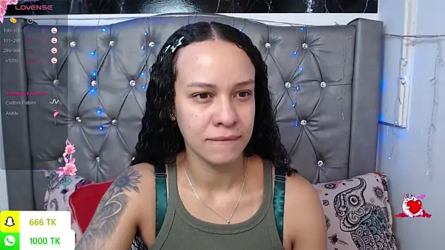 Snapshot of LAILAGUMMY chatting on July 2, 2026, 2:01 pm LAILAGUMMY online show from July 2, 2026, 2:01 pm