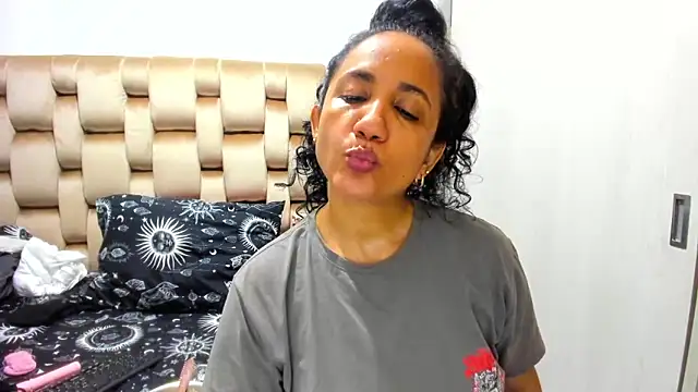 Snapshot of alaskmiller1 chatting on April 29, 2026, 2:05 am alaskmiller1 online show from April 29, 2026, 2:05 am
