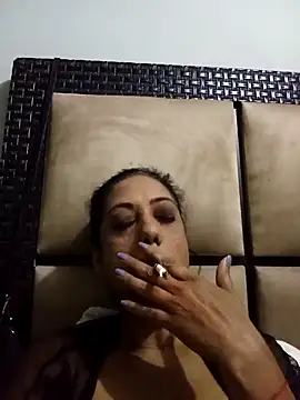 Snapshot of Mahi4luv chatting on March 19, 2026, 10:21 pm Mahi4luv online show from March 19, 2026, 10:21 pm