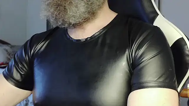 Snapshot of usdirtymikee9 chatting on February 22, 2026, 10:11 pm usdirtymikee9 online show from February 22, 2026, 10:11 pm