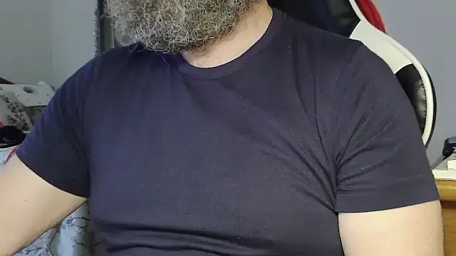 Snapshot of usdirtymikee9 chatting on December 18, 2025, 5:39 pm usdirtymikee9 online show from December 18, 2025, 5:39 pm