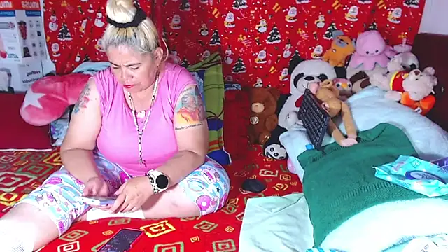 estrellita fugaz16x online show from April 13, 2026, 2:59 am