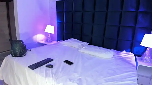 Snapshot of Maddysex_ chatting on April 27, 2026, 11:52 am Maddysex online show from April 27, 2026, 11:52 am
