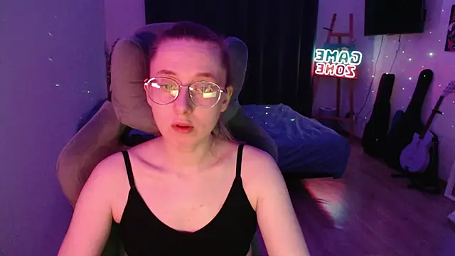 AnabelFrel online show from March 6, 2025, 1:16 am