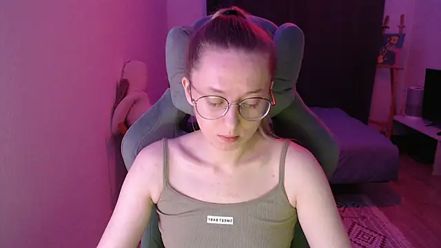 AnabelFrel online show from October 2, 2025, 12:47 am