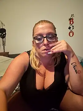 Snapshot of winniess40 chatting on October 30, 2025, 9:01 pm winniess40 online show from October 30, 2025, 9:01 pm