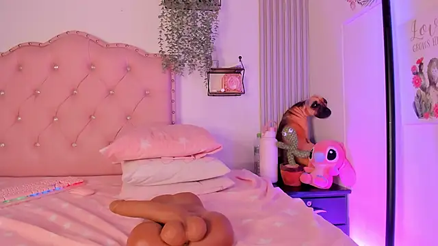 sweet nicole 11 online show from November 30, 2025, 8:37 am