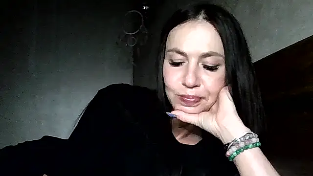 JulianaGold1 online show from March 25, 2026, 5:23 pm