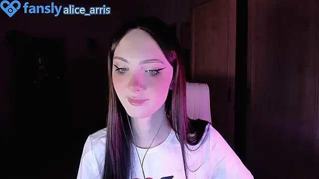 Snapshot of Alice__Aris chatting on October 30, 2025, 6:16 pm Alice Aris online show from October 30, 2025, 6:16 pm