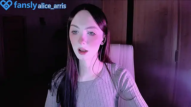 Snapshot of Alice__Aris chatting on November 28, 2025, 6:30 pm Alice Aris online show from November 28, 2025, 6:30 pm