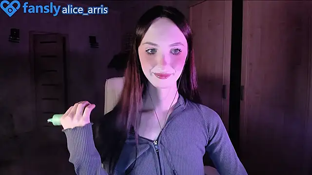 Snapshot of Alice__Aris chatting on November 29, 2025, 6:41 pm Alice Aris online show from November 29, 2025, 6:41 pm