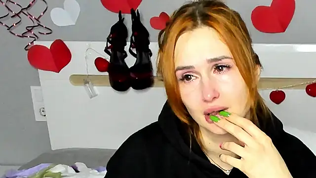 Red Fairy  online show from February 9, 2025, 3:56 pm