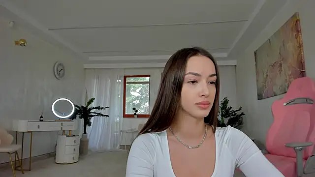 Snapshot of TiffanyHouston_ chatting on February 9, 2025, 6:43 am TiffanyHouston online show from February 9, 2025, 6:43 am