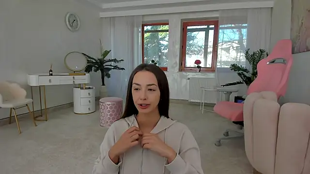 Snapshot of TiffanyHouston_ chatting on March 8, 2025, 6:54 am TiffanyHouston online show from March 8, 2025, 6:54 am