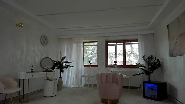 Snapshot of TiffanyHouston_ chatting on March 14, 2025, 8:32 am TiffanyHouston online show from March 14, 2025, 8:32 am