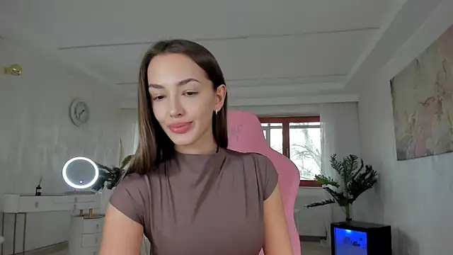 Snapshot of TiffanyHouston_ chatting on March 20, 2025, 8:20 am TiffanyHouston online show from March 20, 2025, 8:20 am