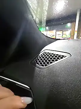 Snapshot of elenaUK chatting on January 4, 2025, 7:34 pm elenaUK online show from January 4, 2025, 7:34 pm