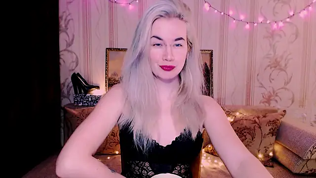 xxxcharismaaa online show from February 24, 2026, 10:10 pm